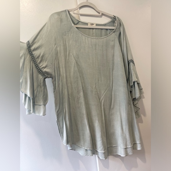 3/4 Sleeve Shirt - Picture 1 of 2